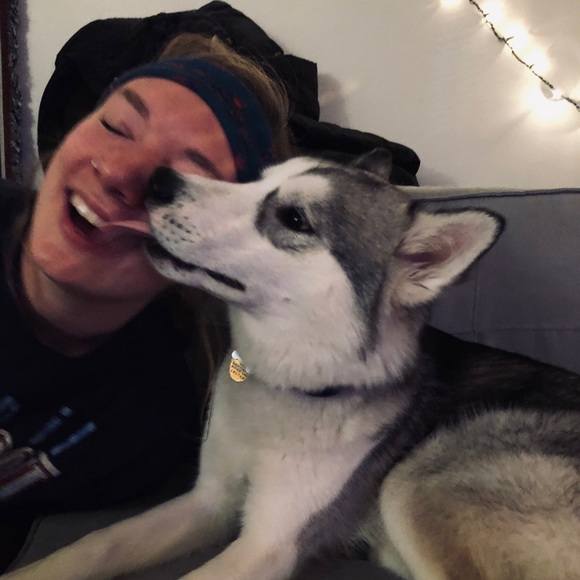 Meet your Posher, Josie - Picture 1 of 1